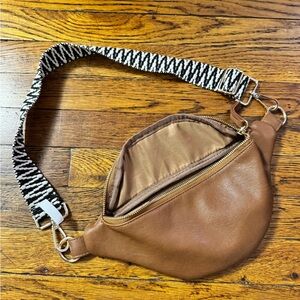 Brown Leather Crossbody Bag with Patterned Strap